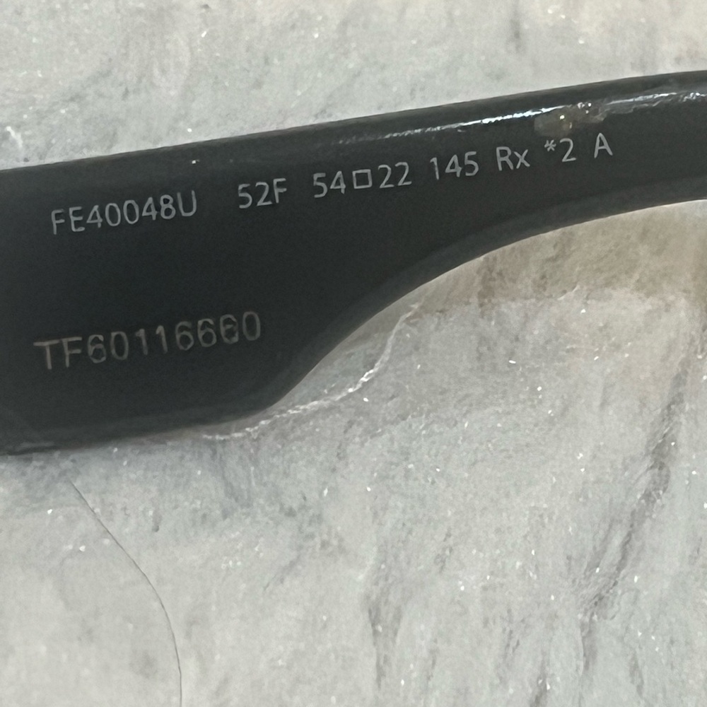 FENDI O'LOCK 40048 Tortoise Oversized Fashion FF Lock Logo Sunglasses FE40048U - Picture 6 of 7